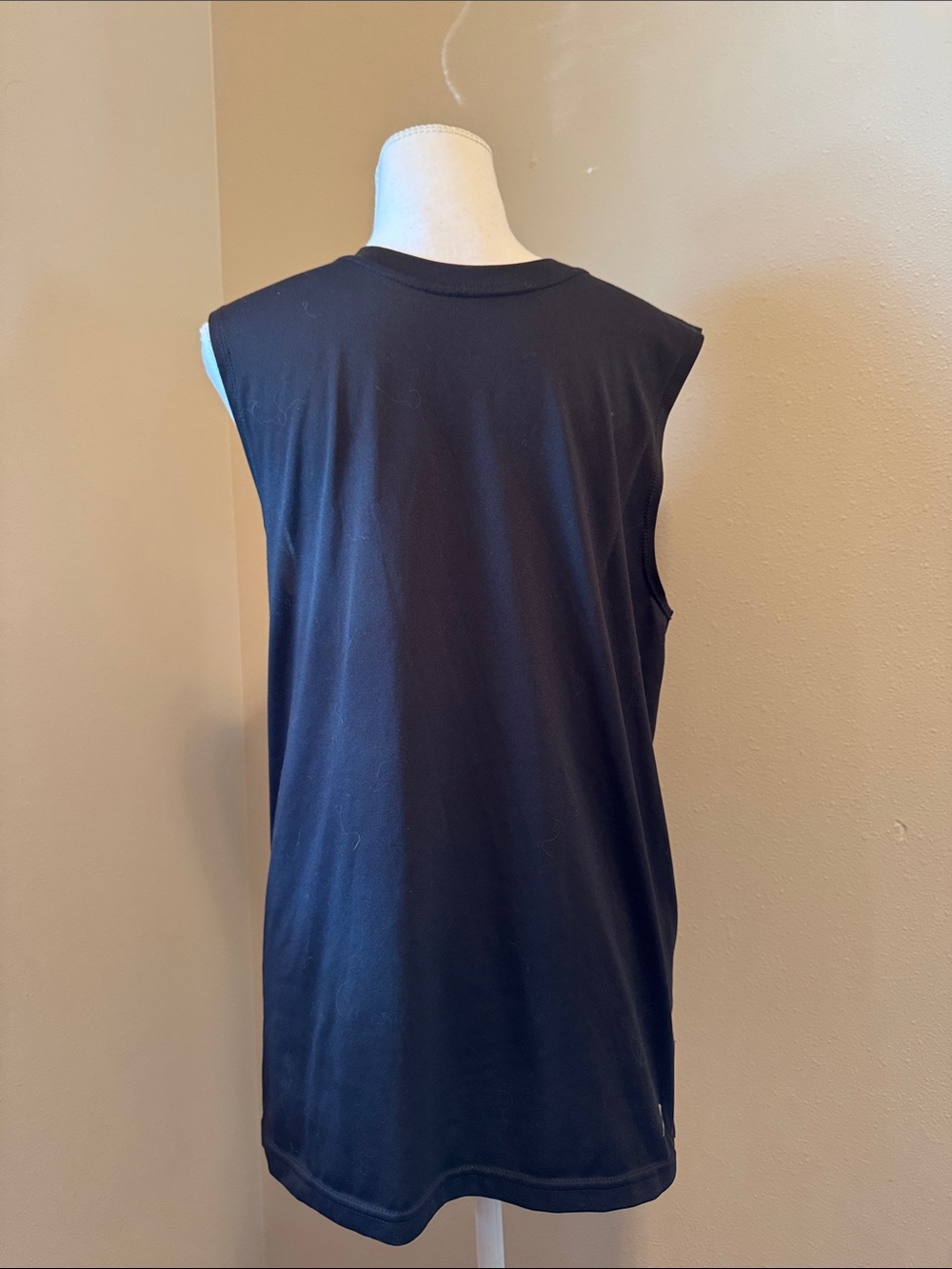 Energy Zone Men's Black Sleeveless Crewneck Tank - Medium